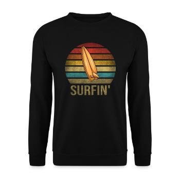 Surf Or Die Surfboard Summer Retro Sunset - Unisex Sweatshirt - black - Front - Alina (178cm) & Michal (187cm)