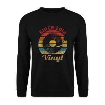 Since 2013 Vinyl Retro Record Vintage Music - Unisex Pullover - Schwarz - Vorne - Alina (178cm) & Michal (187cm)