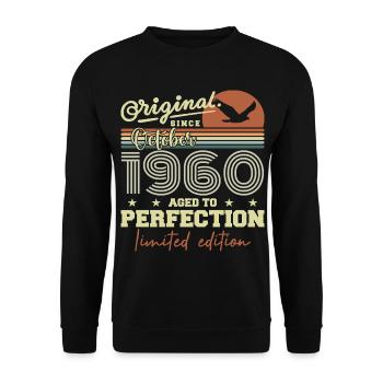 1960 Oktober 1960 Jubiläum Oktober 1960 - Unisex Pullover - Schwarz - Vorne - Alina (178cm) & Michal (187cm)