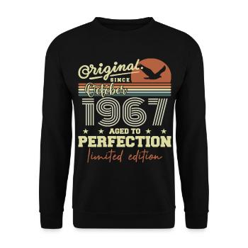 1967 Oktober 1967 Geburtstag Oktober 1967 - Unisex Pullover - Schwarz - Vorne - Alina (178cm) & Michal (187cm)