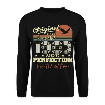 November 1983 Anniversary 1983 November 1983 - Unisex Sweatshirt - black - Front - Alina (178cm) & Michal (187cm)