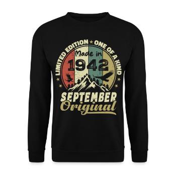 1942 - Les légendes sont nées en septembre 1942 - Sweat-shirt Unisexe - noir - Devant - Alina (178cm) & Michal (187cm)
