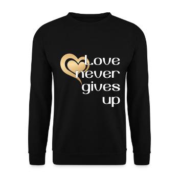 Christliches Design Liebe gibt niemals Bibelverse auf - Unisex Pullover - Schwarz - Vorne - Alina (178cm) & Michal (187cm)