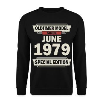43ème anniversaire Juin né 1979 Idée cadeau - Sweat-shirt Unisexe - noir - Devant - Alina (178cm) & Michal (187cm)