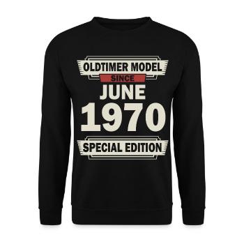 52ème anniversaire Juin né 1970 Idée cadeau - Sweat-shirt Unisexe - noir - Devant - Alina (178cm) & Michal (187cm)