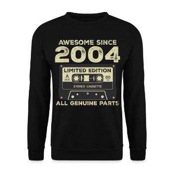 2004 Birthday Born in 2004 Vintage Retro - Unisex Sweatshirt - black - Front - Alina (178cm) & Michal (187cm)