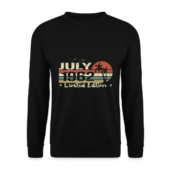 July 62nd Anniversary Born 1962 Vibe Vintage - Unisex Sweatshirt - black - Front - Alina (178cm) & Michal (187cm)