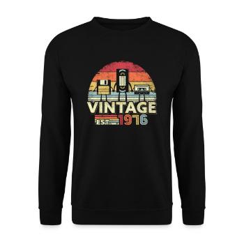 1976 Design. Cadeau d'anniversaire vintage, musique drôle, - Sweat-shirt Unisexe - noir - Devant - Alina (178cm) & Michal (187cm)