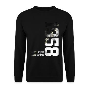 68TH BIRTHDAY LIMITED EDITION 1958 - Unisex Sweatshirt - black - Front - Alina (178cm) & Michal (187cm)