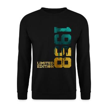 68TH BIRTHDAY LIMITED EDITION 1958 - Unisex Sweatshirt - black - Front - Alina (178cm) & Michal (187cm)