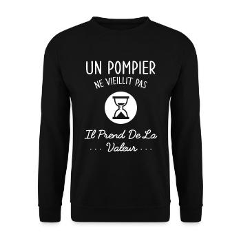 Un Pompier Ne Vieillit Pas Humour Idée Cadeau - Sweat-shirt Unisexe - noir - Devant - Alina (178cm) & Michal (187cm)