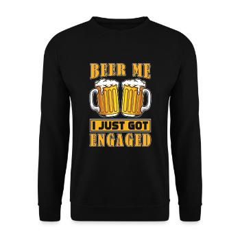Beer Drinking Marriage Proposal Gift Engagement - Unisex Sweatshirt - black - Front - Alina (178cm) & Michal (187cm)
