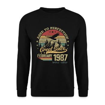 37 ans Vieilli à la Perfection né en février 1987 - Sweat-shirt Unisexe - noir - Devant - Alina (178cm) & Michal (187cm)