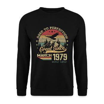 45 years old Aged to Perfection born in March 1979 - Unisex Sweatshirt - black - Front - Alina (178cm) & Michal (187cm)
