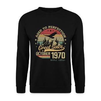 54 Jahre alt Bis zur Perfektion gealtert geboren: Oktober 1970 - Unisex Pullover - Schwarz - Vorne - Alina (178cm) & Michal (187cm)