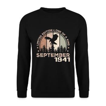 Incomparable depuis septembre 1941 83 Anniversaire - Sweat-shirt Unisexe - noir - Devant - Alina (178cm) & Michal (187cm)
