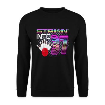 Striking Into 37 Bowling Bowler 37. Geburtstag - Unisex Pullover - Schwarz - Vorne - Alina (178cm) & Michal (187cm)