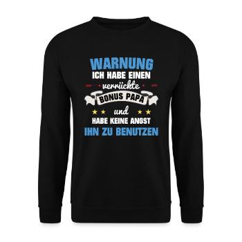 Bonus Papa Stiefpapa Papa Stiefvater - Unisex Pullover - Schwarz - Vorne - Alina (178cm) & Michal (187cm)