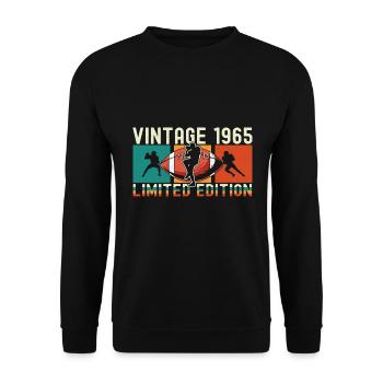 Footballs Birthday Limited Edition Vintage 1965 - Unisex Sweatshirt - black - Front - Alina (178cm) & Michal (187cm)