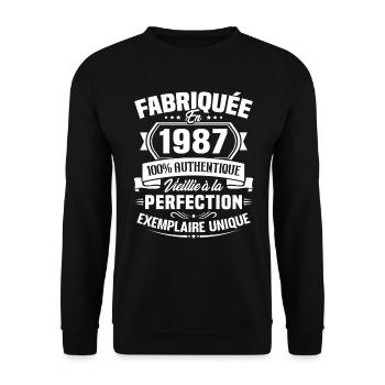 Fabriquée en 1987 - Cadeau d'anniversaire 36 ans - Sweat-shirt Unisexe - noir - Devant - Alina (178cm) & Michal (187cm)
