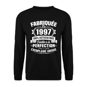 Fabriquée en 1997 - Cadeau d'anniversaire 26 ans - Sweat-shirt Unisexe - noir - Devant - Alina (178cm) & Michal (187cm)