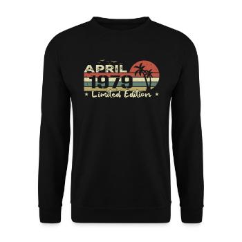 April Vintage 45th Anniversary Born 1979 Vibe - Unisex Sweatshirt - black - Front - Alina (178cm) & Michal (187cm)