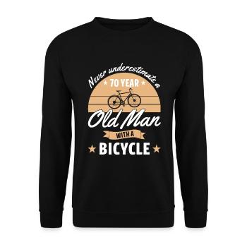 Never underestimate a 70 year old man with bicycle - Unisex Pullover - Schwarz - Vorne - Alina (178cm) & Michal (187cm)