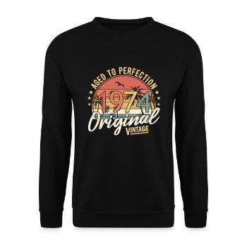 1974 Aged To Perfection Original Vintage - Unisex Pullover - Schwarz - Vorne - Alina (178cm) & Michal (187cm)