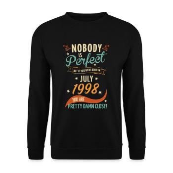 Personne n’est parfait né en juillet 1998 - Sweat-shirt Unisexe - noir - Devant - Alina (178cm) & Michal (187cm)