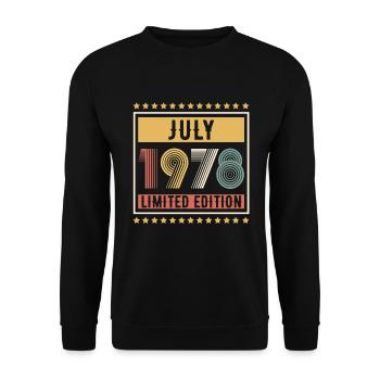 Vintage July 1978 Limited Edition Birthday - Unisex Sweatshirt - black - Front - Alina (178cm) & Michal (187cm)
