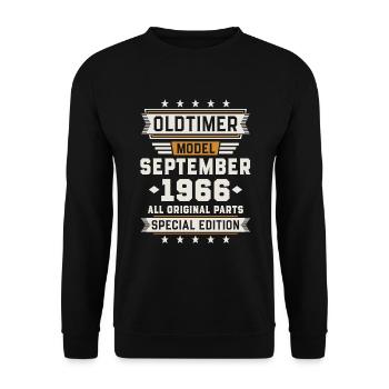 Oldtimer September 1966 Geburtstag Geschenk - Unisex Pullover - Schwarz - Vorne - Alina (178cm) & Michal (187cm)