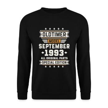 Oldtimer September 1993 Geburtstag Geschenk - Unisex Pullover - Schwarz - Vorne - Alina (178cm) & Michal (187cm)