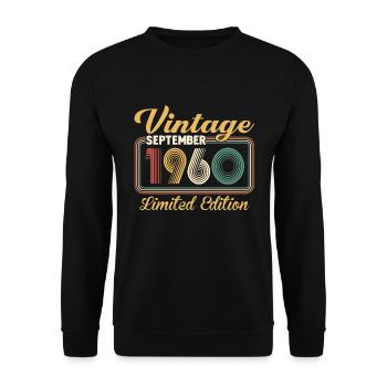 Vintage September 1960 Limited Edition Birthday - Unisex Pullover - Schwarz - Vorne - Alina (178cm) & Michal (187cm)