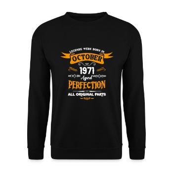 Legends Were Born In October 1971 Birthday - Unisex Pullover - Schwarz - Vorne - Alina (178cm) & Michal (187cm)