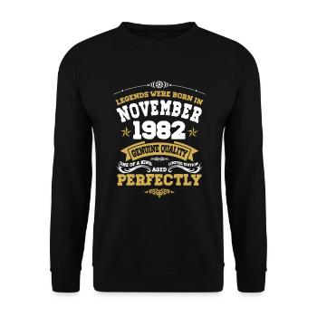 Born November 1982 Birthday Gift - Unisex Sweatshirt - black - Front - Alina (178cm) & Michal (187cm)