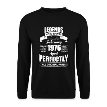 Legends Were Born In February 1976 Birthday - Unisex Pullover - Schwarz - Vorne - Alina (178cm) & Michal (187cm)