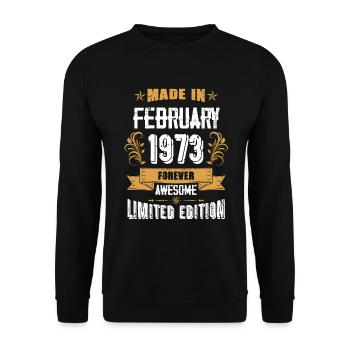 February 1973 vintage vintage birthday - Unisex Sweatshirt - black - Front - Alina (178cm) & Michal (187cm)