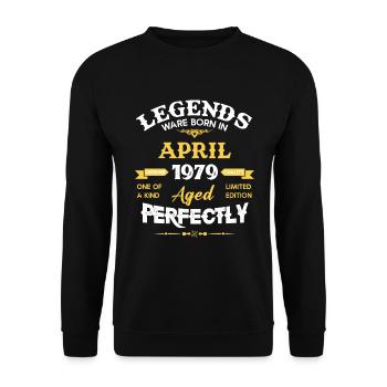 Vintage Aged To Perfection April 1979 - Unisex Sweatshirt - black - Front - Alina (178cm) & Michal (187cm)