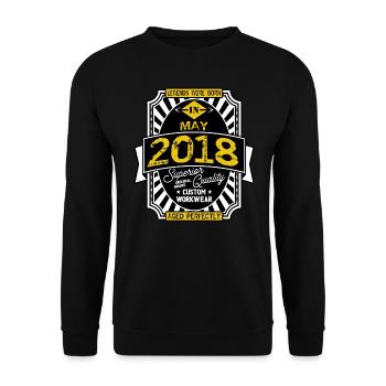 2018 MAI - Unisex Pullover - Schwarz - Vorne - Alina (178cm) & Michal (187cm)