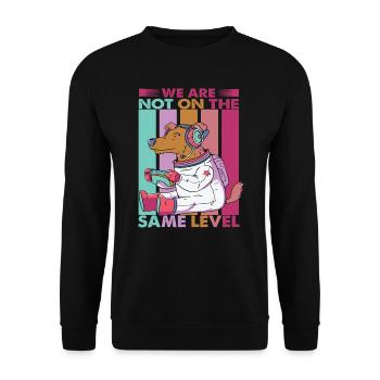 Nous ne sommes pas au même niveau - Chien - Jeux vidéo - Sweat-shirt Unisexe - noir - Devant - Alina (178cm) & Michal (187cm)