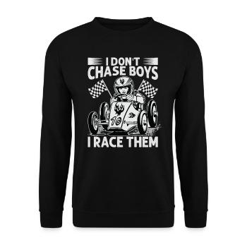 I Don't Chase Boys I Race Them - Racing - Race Car - Unisex Pullover - Schwarz - Vorne - Alina (178cm) & Michal (187cm)