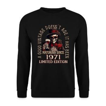 52nd Birthday 1971 52 Good vintage - Unisex Sweatshirt - black - Front - Alina (178cm) & Michal (187cm)