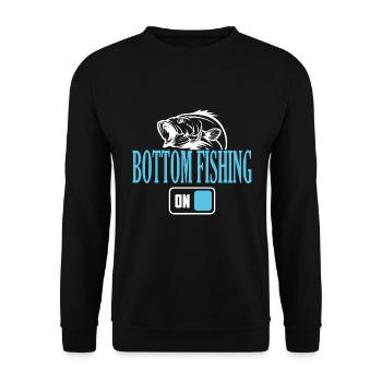 Fisherman Bottom Angelmodus Ein - Unisex Pullover - Schwarz - Vorne - Alina (178cm) & Michal (187cm)