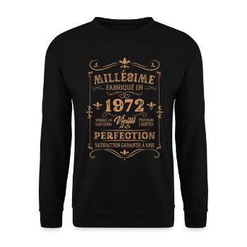 Cadeau D'anniversaire Millésime Fabriqué En 1972 - Sweat-shirt Unisexe - noir - Devant - Alina (178cm) & Michal (187cm)