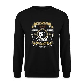 VINTAGE 1978 ALTER PERFEKTION - Unisex Pullover - Schwarz - Vorne - Alina (178cm) & Michal (187cm)