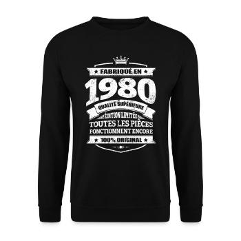 FABRIQUÉ EN 1980 - Sweat-shirt Unisexe - noir - Devant - Alina (178cm) & Michal (187cm)