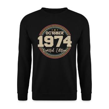 Born in October 1974 Retro Birthday October 1974 - Unisex Sweatshirt - black - Front - Alina (178cm) & Michal (187cm)
