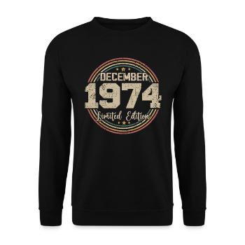 The legends were born in December 1974 - 1974 - Unisex Sweatshirt - black - Front - Alina (178cm) & Michal (187cm)
