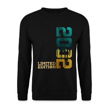 24TH BIRTHDAY LIMITED EDITION 2002 - Unisex Sweatshirt - black - Front - Alina (178cm) & Michal (187cm)