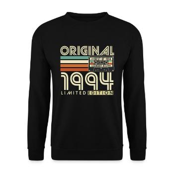 1994 Vintage anniversaire Vintage rétro cadeau - Sweat-shirt Unisexe - noir - Devant - Alina (178cm) & Michal (187cm)